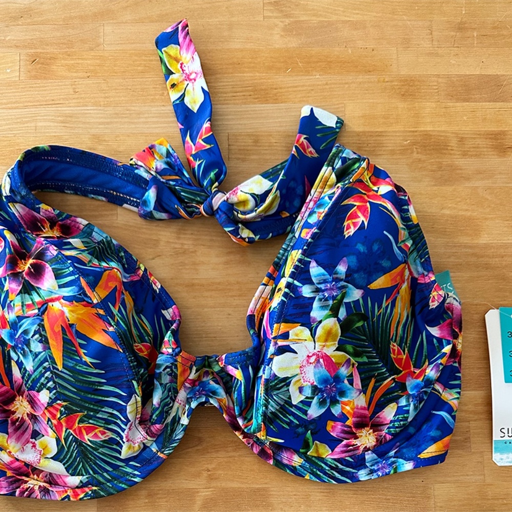NWT ~ Sunsets Mahalo Underwire Floral Print Bikini Top